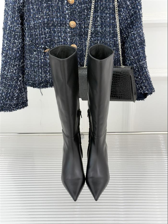 20251128174315812 470